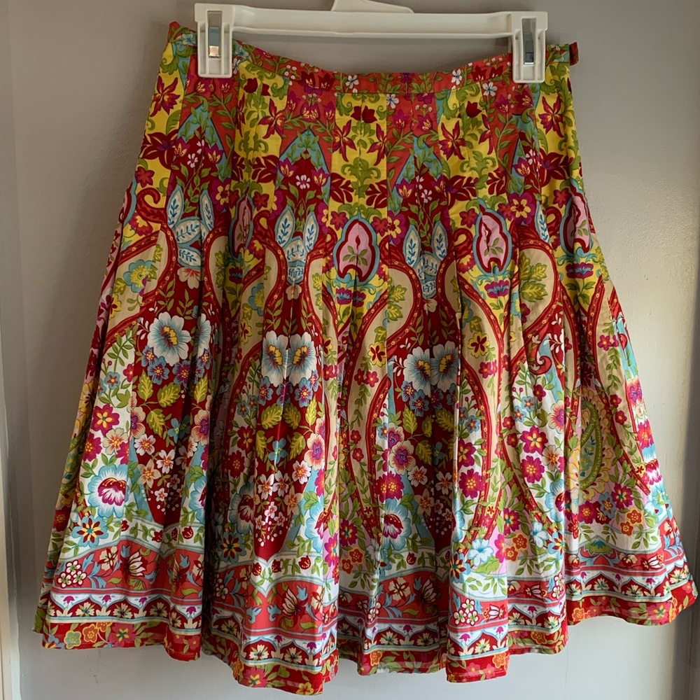Bandolino Pleated Skirt 🌹/ Size 4